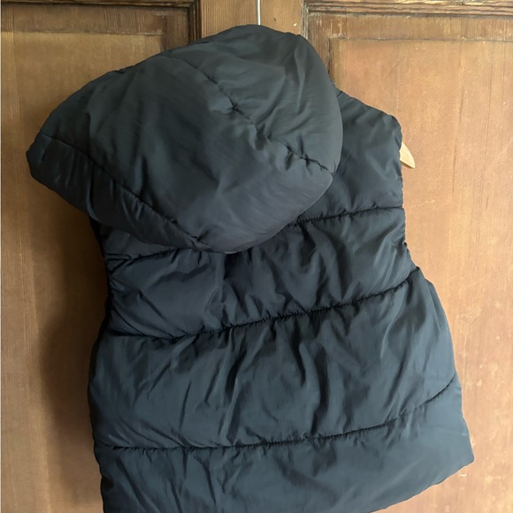 Zara Kids Toddler Black Hooded Puffer Vest - Picture 6 of 6